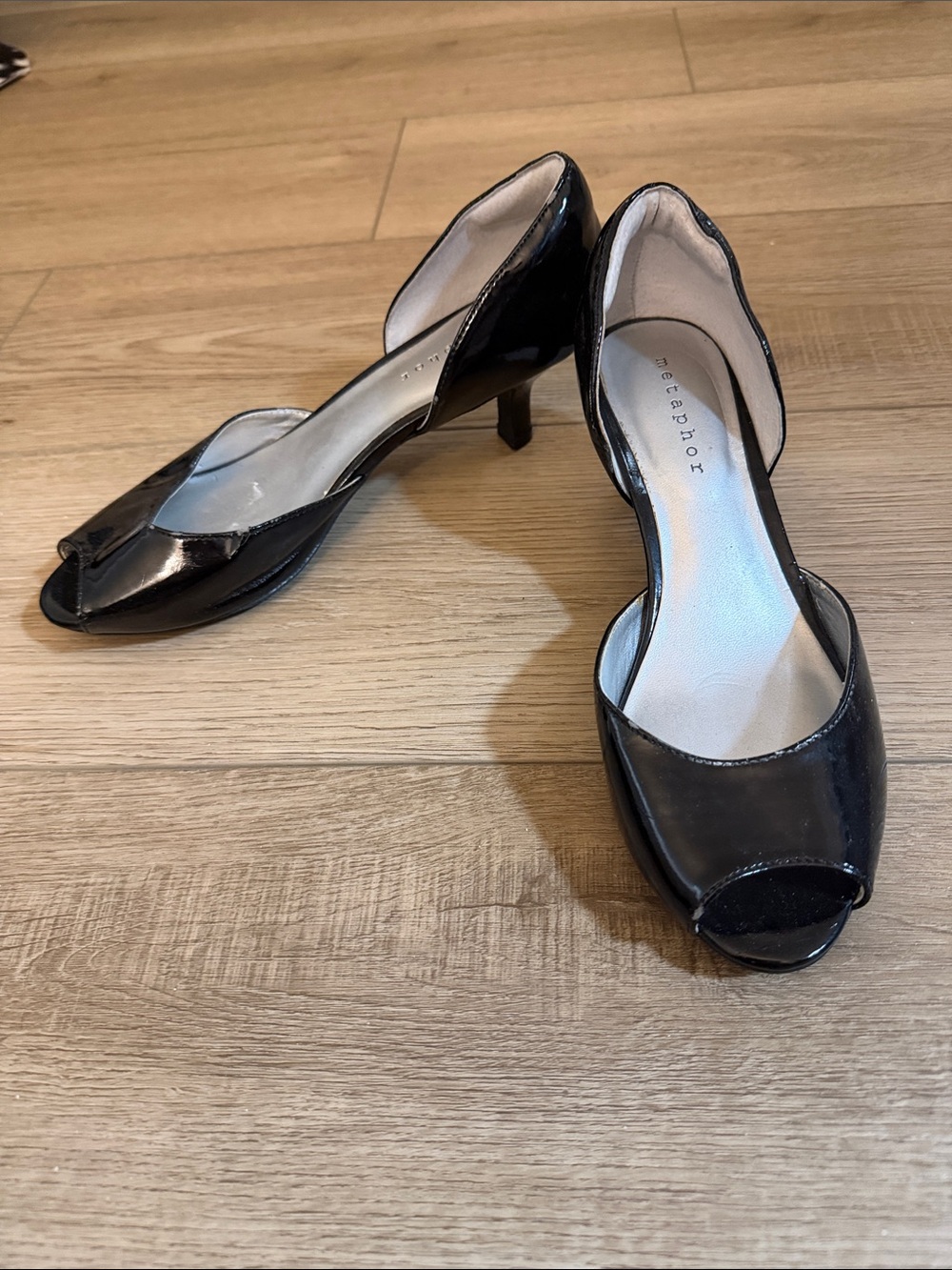 Metaphor Women’s Black Patent Leather Peep-Toe Heels Size 7.5 NO BOX